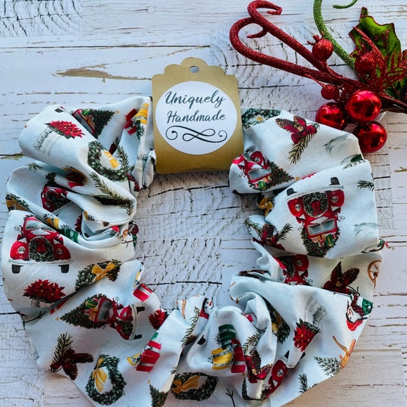 XL Dog Scrunchie ,Photoshoot, Hair Bow and Scrunchie! Match your Best Friend! - Picture 2 of 5